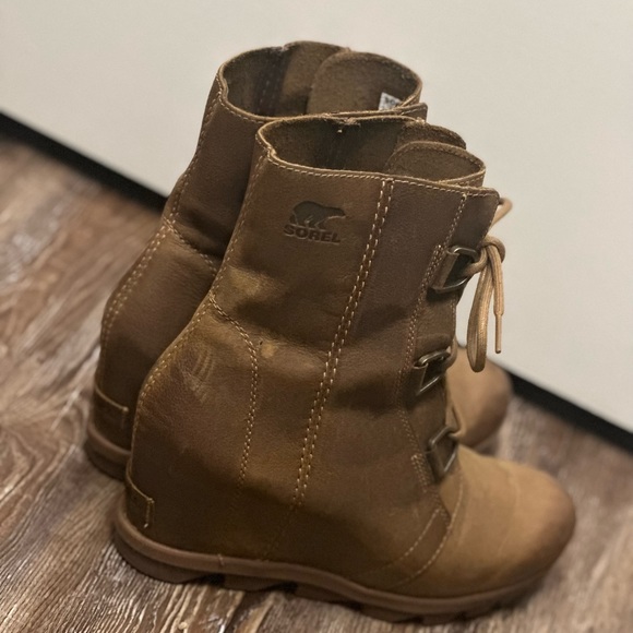 Sorel Joan of Arctic wedge boot Size 10 - Picture 3 of 4